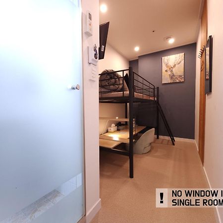 Oyo Hostel Myeongdong 3 Seoul Ngoại thất bức ảnh