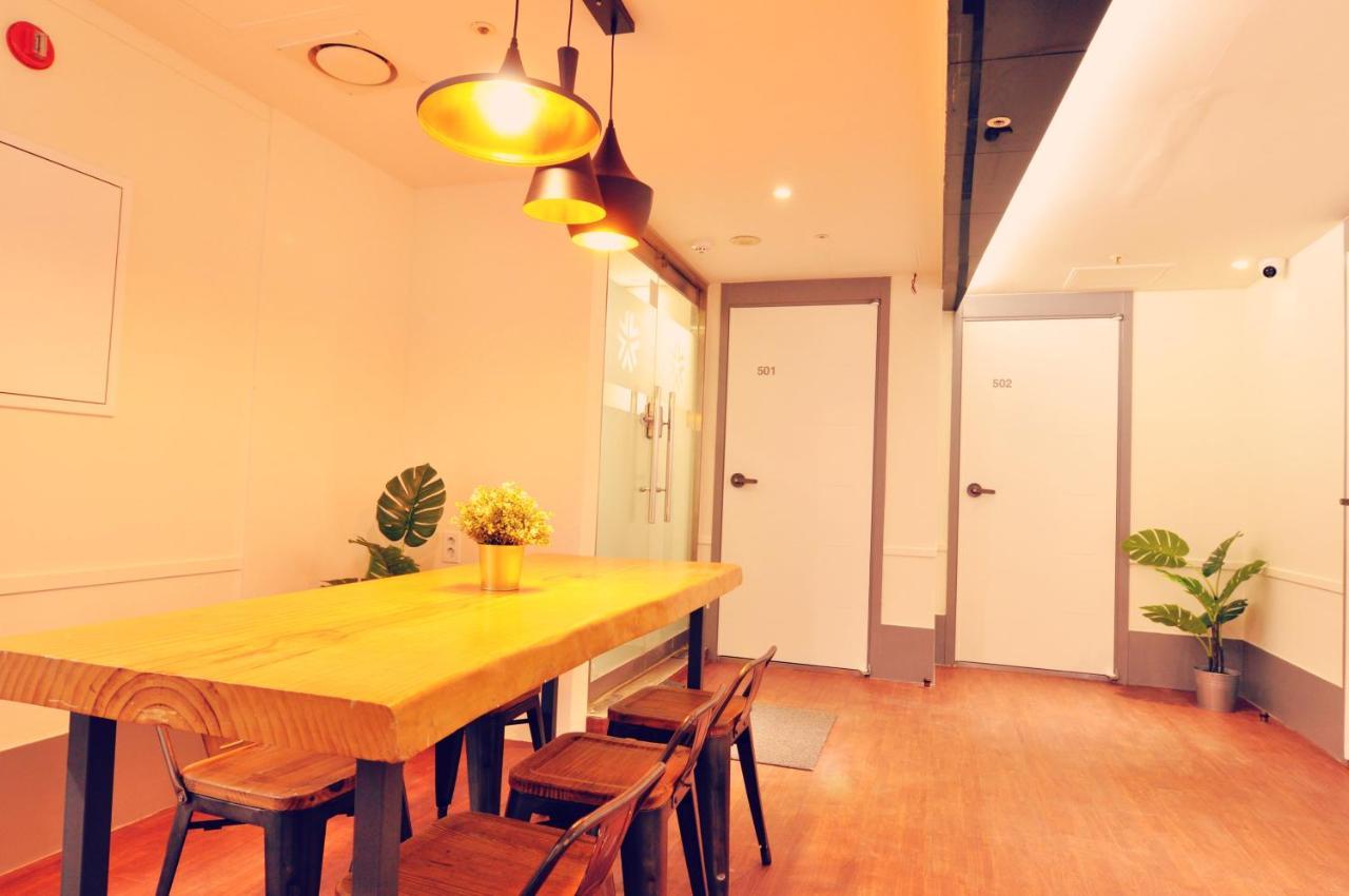 Oyo Hostel Myeongdong 3 Seoul Ngoại thất bức ảnh